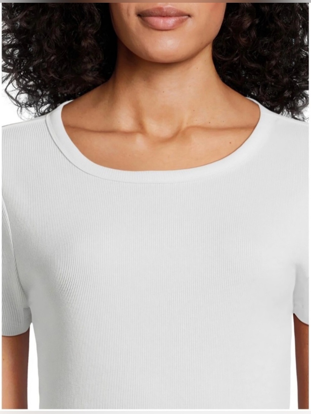 Time and Tru White Ribbed Tee Shirt. Size XXXL.